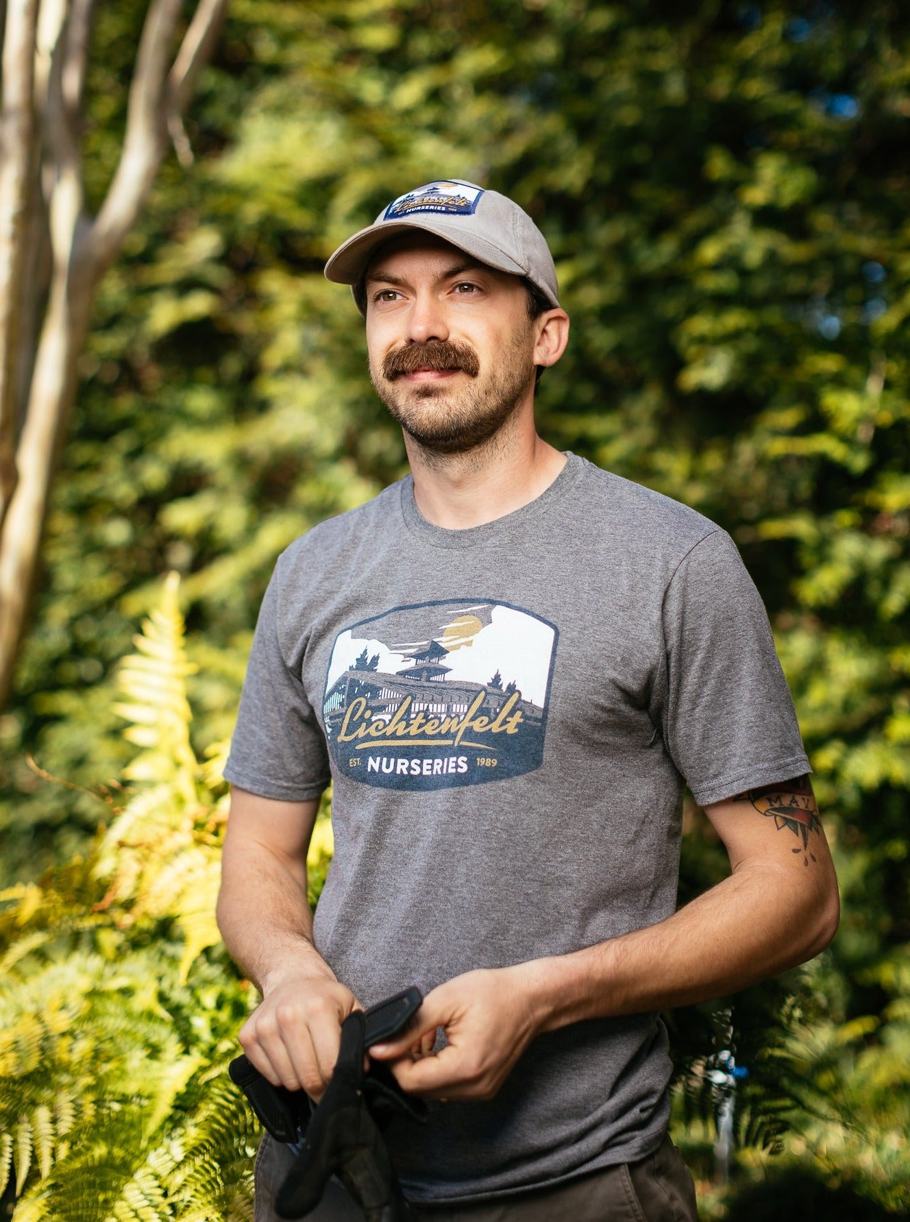 Shed Design | Navy | Short Sleeve